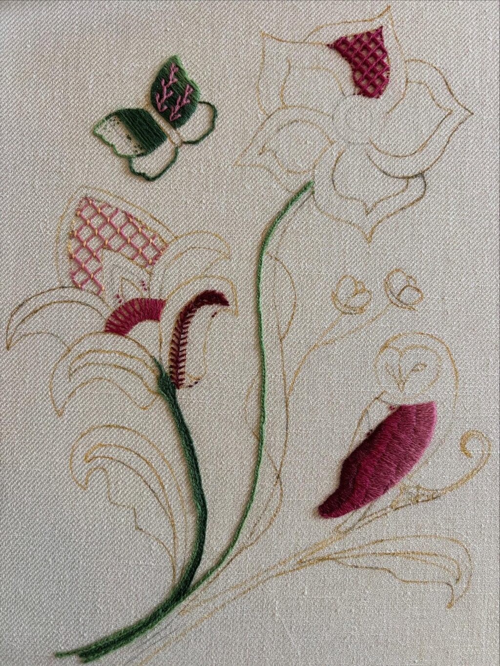 Instagram post from paloma_stitch. This post is in position 0.