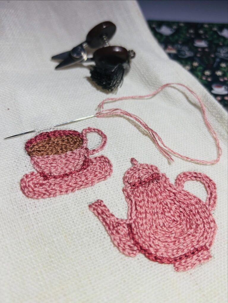 Instagram post from paloma_stitch. This post is in position 2.