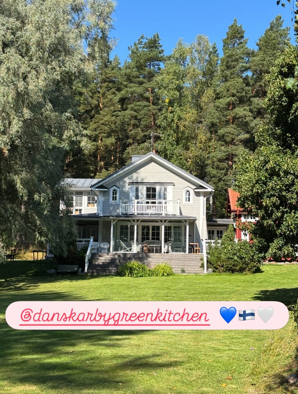 Instagram post from paloma_stitch. This post is in position 1.